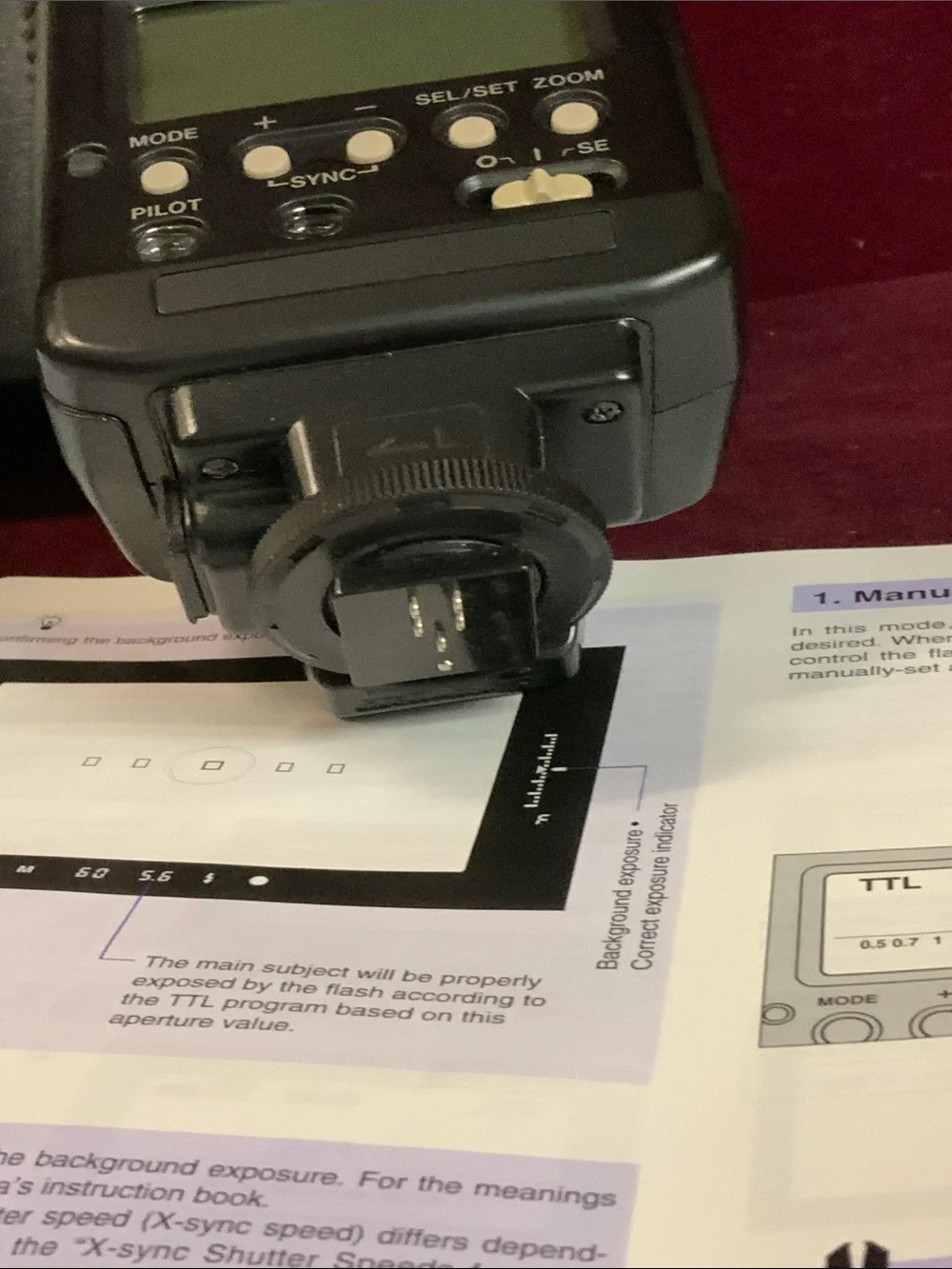 Canon Speedlite 540EZ Flash w/ Case & manual. Brand new never used.